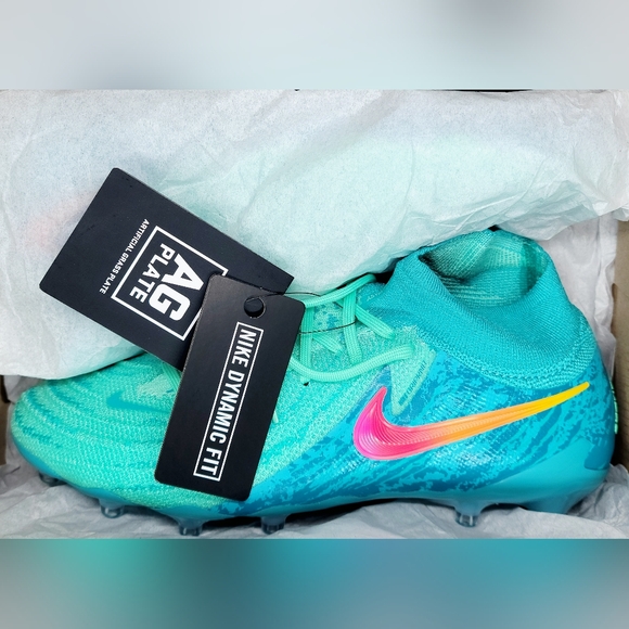 Nike Phantom Luna 2 Elite LV8 AG High 